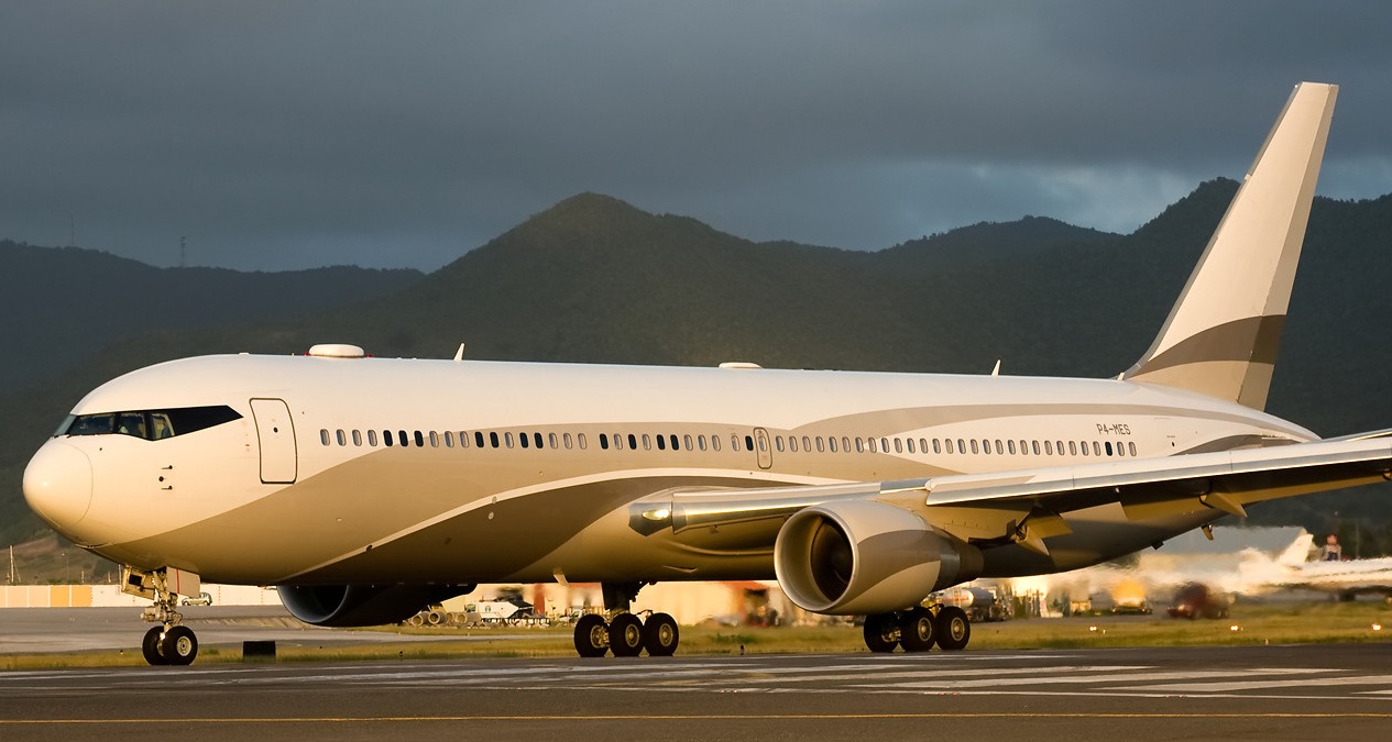 Самолет Абрамовича Boeing 767